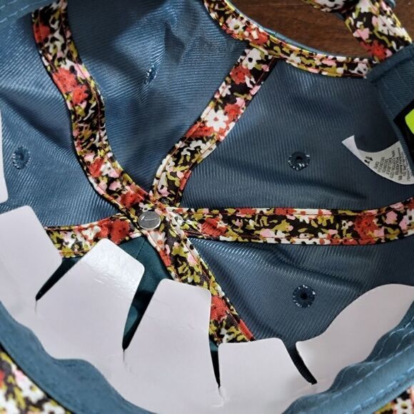 Nike Sportswear NSW Floral Satin Hat Blue Green - Picture 8 of 9